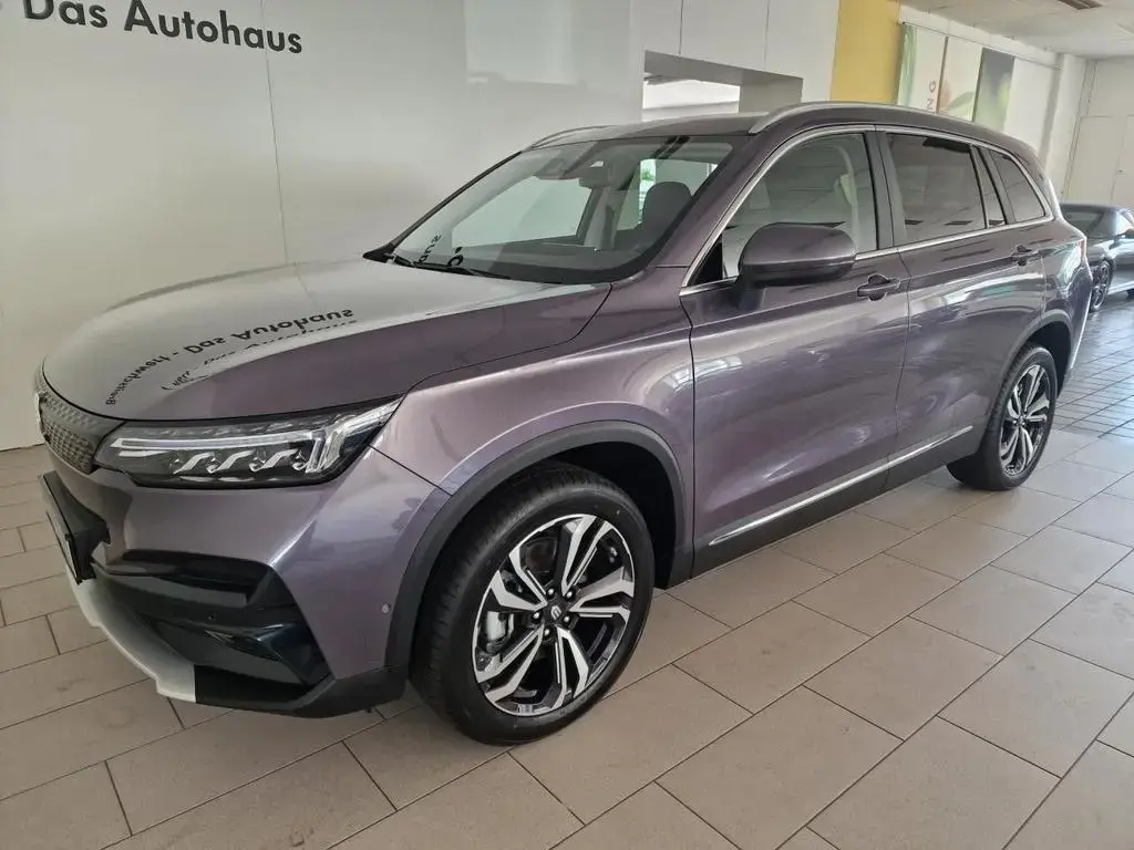 Main__Slider__Photo:Elaris Beo Luxury Bluetooth Navi LED Vollleder Klima 06/2023-1