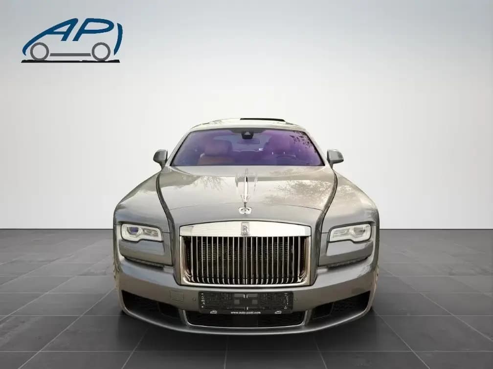 Main__Slider__Photo:Rolls-Royce Ghost /ACC/Head-up/Kamera/Top-View/Pano/Night/21" 05/2019-0