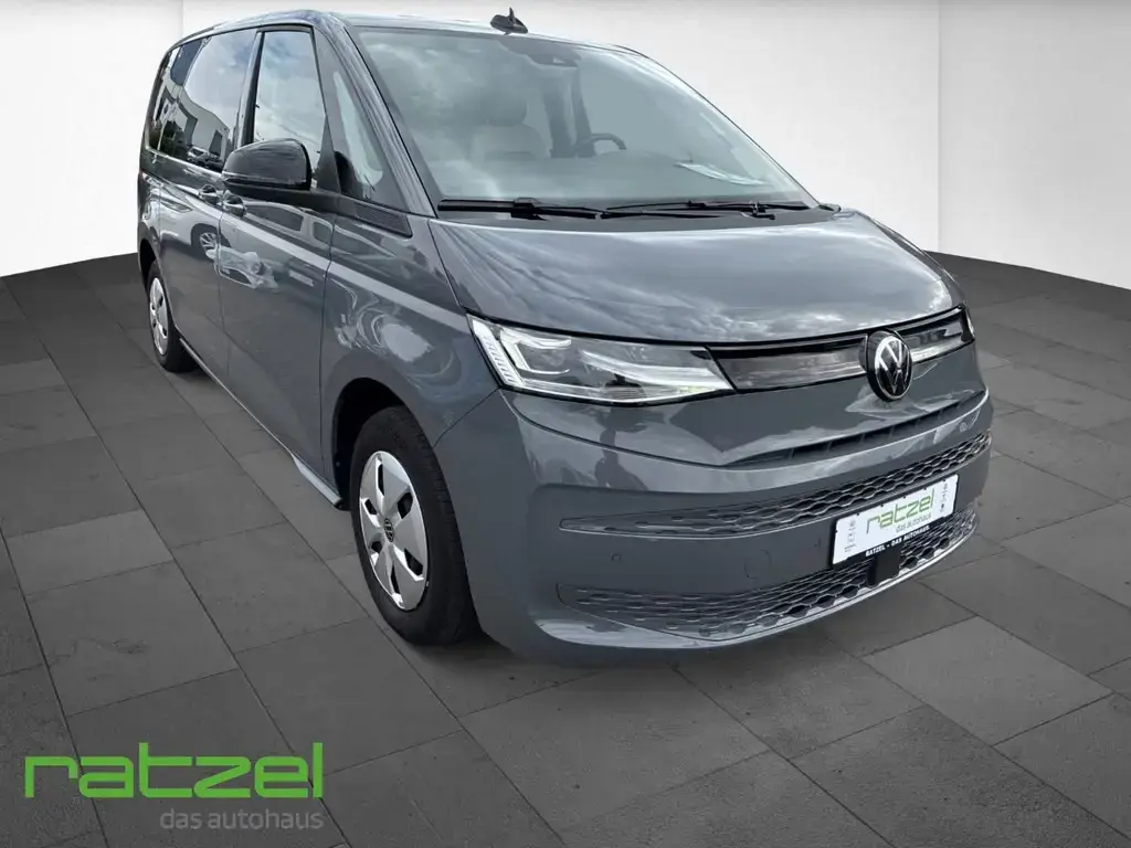 Main__Slider__Photo:Volkswagen T7 Multivan 2.0 TDI 7-Gang DSG KÜ Navi AHK LED A 07/2024-1