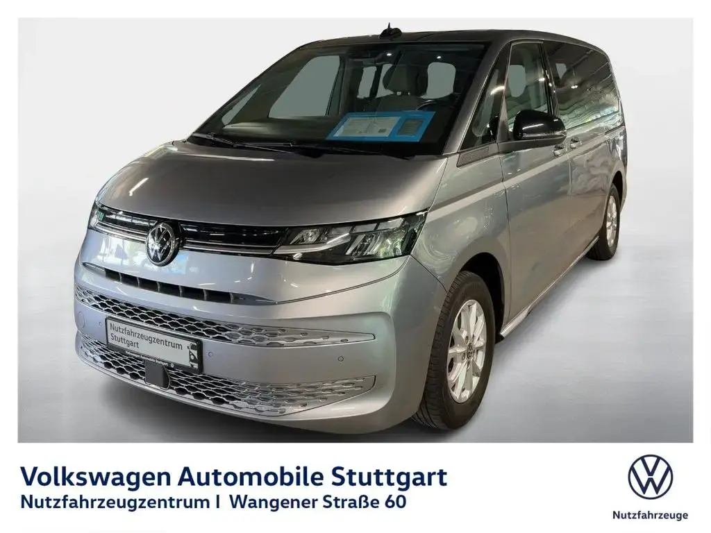 Main__Slider__Photo:Volkswagen T7 Multivan Multivan Life LÜ 1.5 DSG TSI Euro 6d ISC FCM 06/2023-1