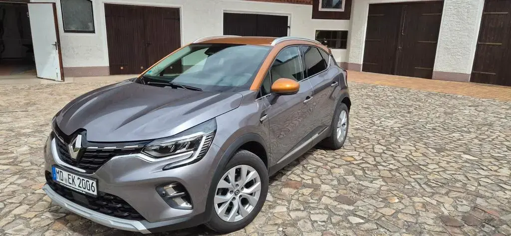 Main__Slider__Photo:Renault Captur TCe 130 EDC GPF Intens Intens 06/2020-1