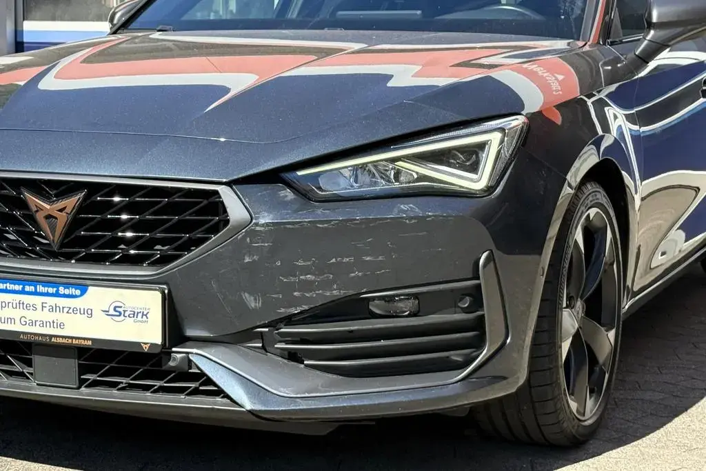 Main__Slider__Photo:Cupra Leon SPORTSTOURER 1.5 eTSI LEDER BEATS 1. HAND 06/2023-1