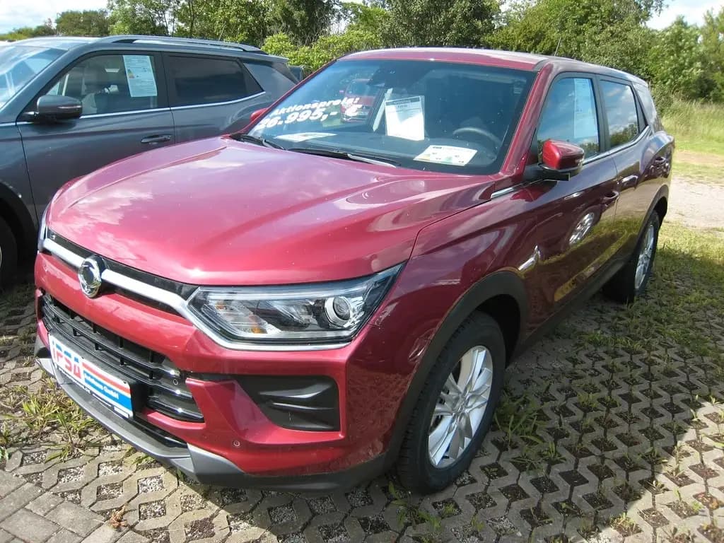 Main__Slider__Photo:Ssangyong Korando 1.5T 6AT Sitzheizg.*Kamera* 03/2024-0