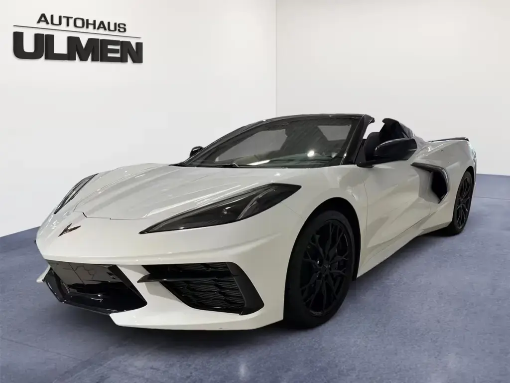 Main__Slider__Photo:Corvette C8 Stingray Cabriolet 3LT Frontlift Vollausstatt 08/2025-1