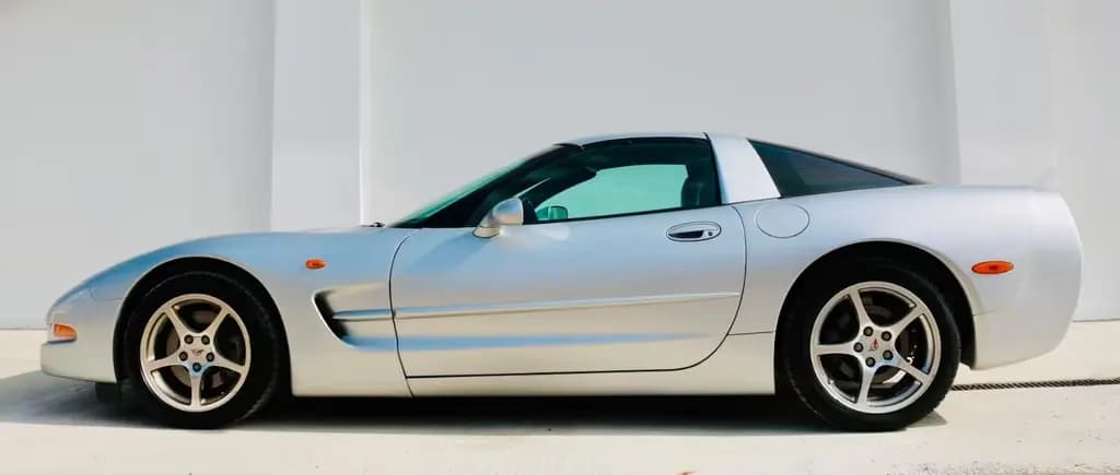 Main__Slider__Photo:Corvette C5 5.7 Targa 05/2001-0