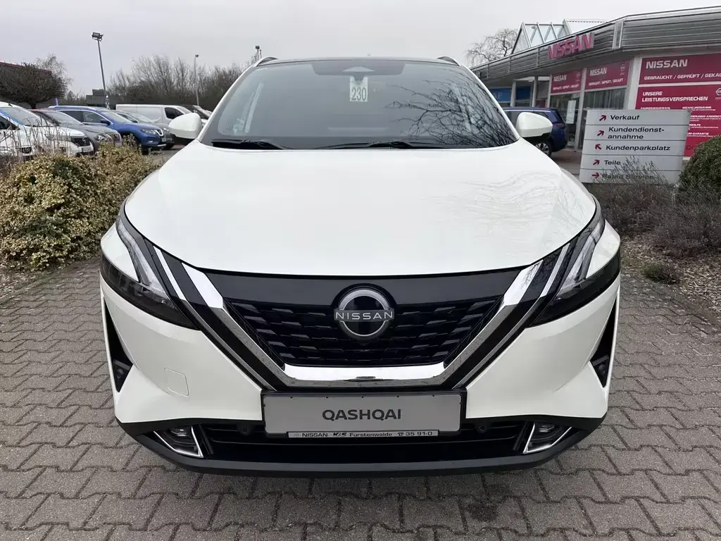 Main__Slider__Photo:Nissan Qashqai MY22 1.5 VC-T e-POWER 190 PS 4x2 Tekna+ 06/2024-1