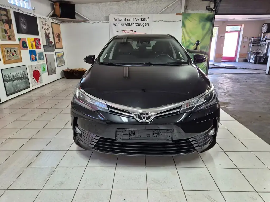 Main__Slider__Photo:Toyota Corolla Comfort AutomatikXenon 05/2018-1