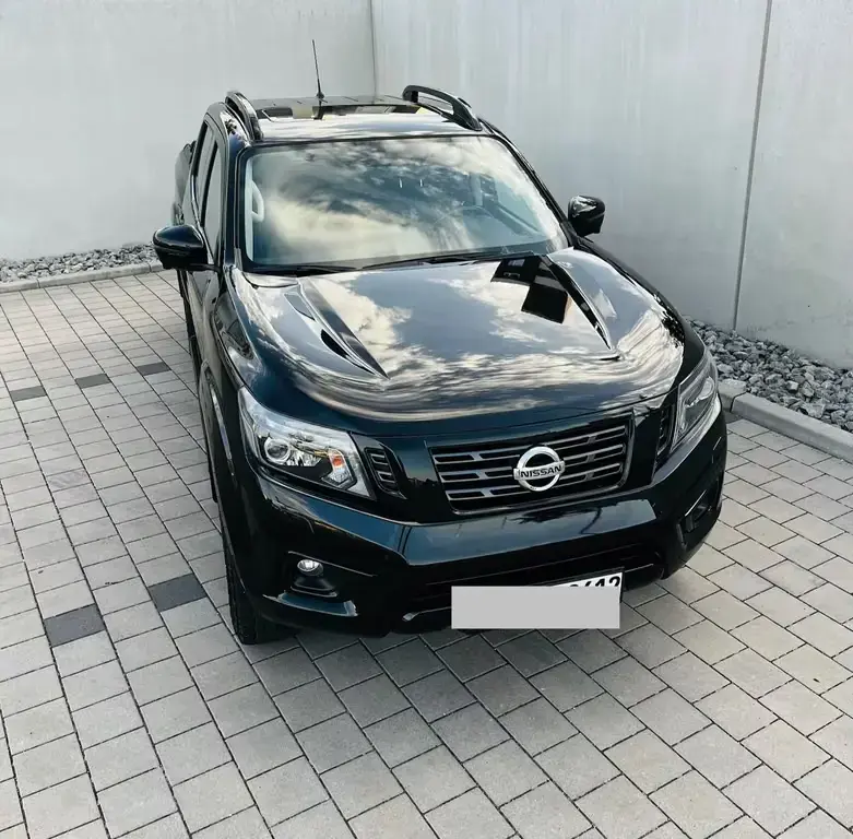 Main__Slider__Photo:Nissan Navara 4x4 N-Guard Garantie Diff.Sperre 360 11/2021-1