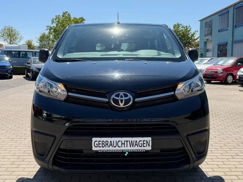 Main__Slider__Photo:Toyota Proace (Verso) Proace Kombi L2 LANG/9-SITZER+FLÜGELTÜREN+KLIMA 06/2023-1