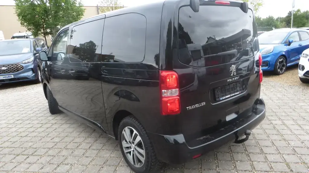 Main__Slider__Photo:Peugeot Traveller Active L2,Sitzheizung,Anhängerkupplung 01/2017-1