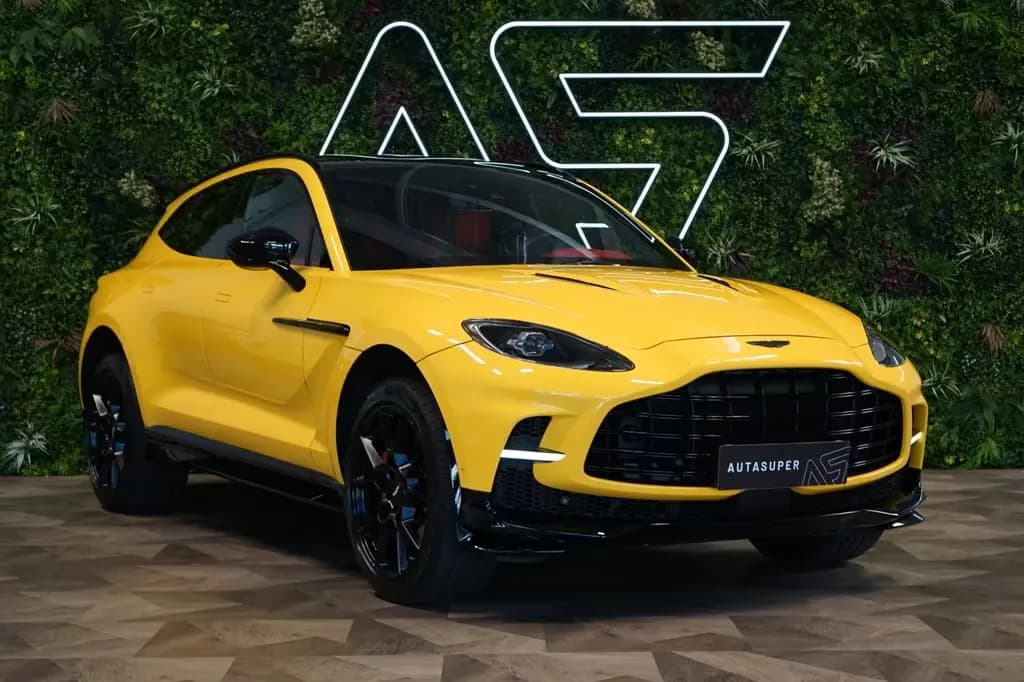 Main__Slider__Photo:Aston Martin DBX707 CERAMIC*AUX.HEAT*BLACK*144.215€ NETTO 05/2023-0