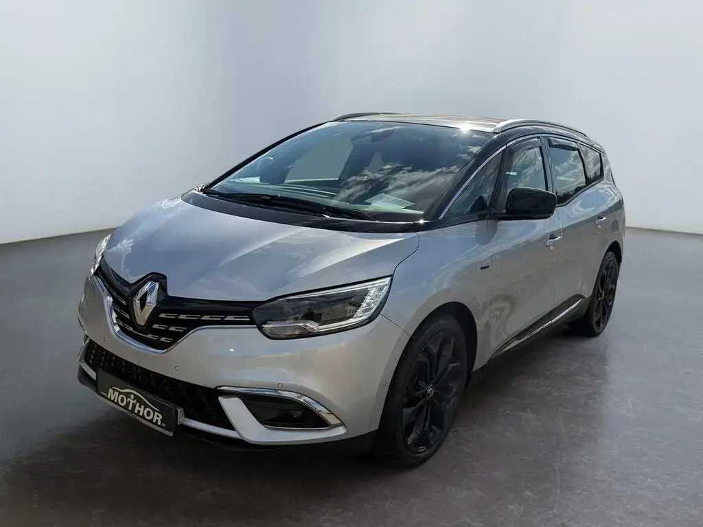 Main__Slider__Photo:Renault Grand Scenic IV BlackEdition 1.3TCe 140 Kamera 09/2021-1