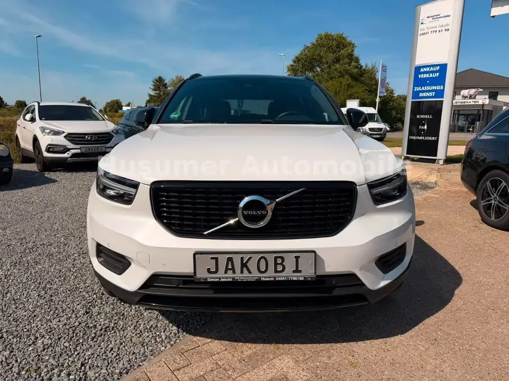 Main__Slider__Photo:Volvo XC40 R-Design AWD LED NAVI AHK BT Leder Tempo 06/2020-1