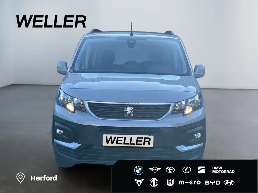 Main__Slider__Photo:Peugeot Rifter 1.2 130 L1 Active Automatik *AHK*PDC*SHZ* 05/2021-1