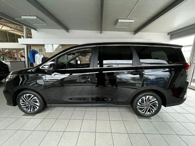 Main__Slider__Photo:Maxus Euniq 5 +Leder+Pano+el. Sitze+6 Sitzer+360-Grad+ 12/2023-1