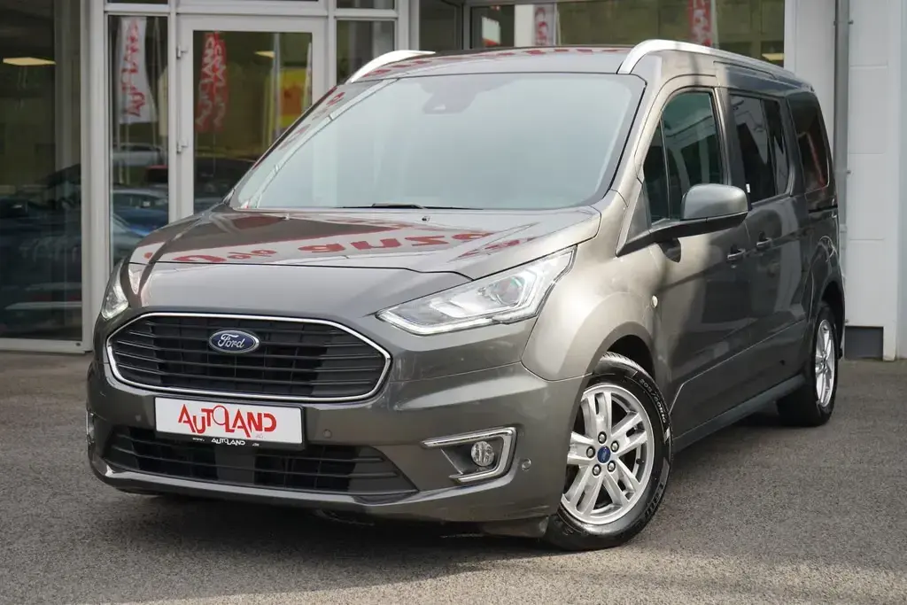 Main__Slider__Photo:Ford Tourneo Connect 1.5 LED Navi Tempomat AHK DAB 02/2019-1