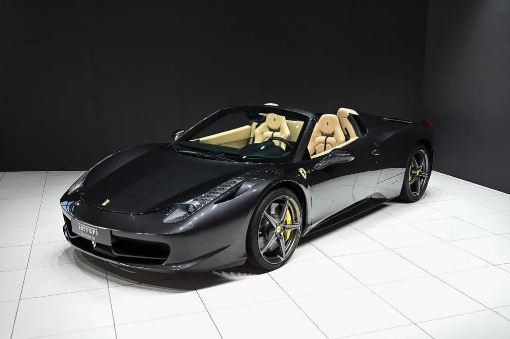 Main__Slider__Photo:Ferrari 458 Spider *Carbon*Camera*Racing Seats*Lift* 04/2013-0
