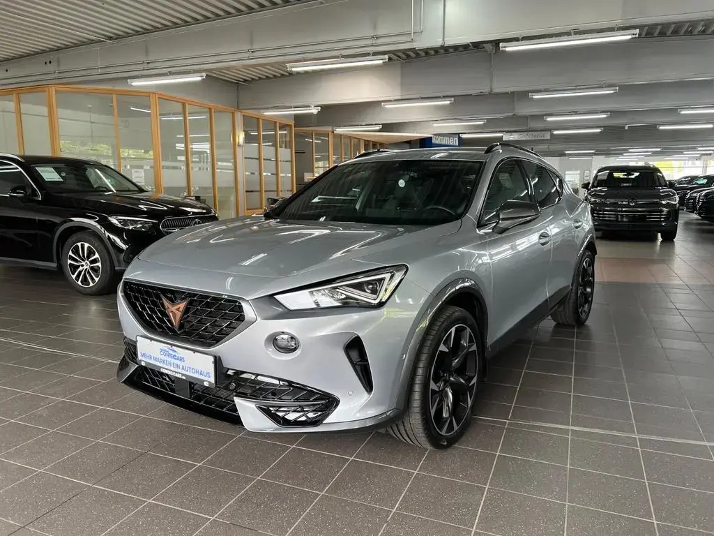 Main__Slider__Photo:Cupra Formentor VZ 4Drive DSG Beats Leder Paket XL 1A 02/2021-1