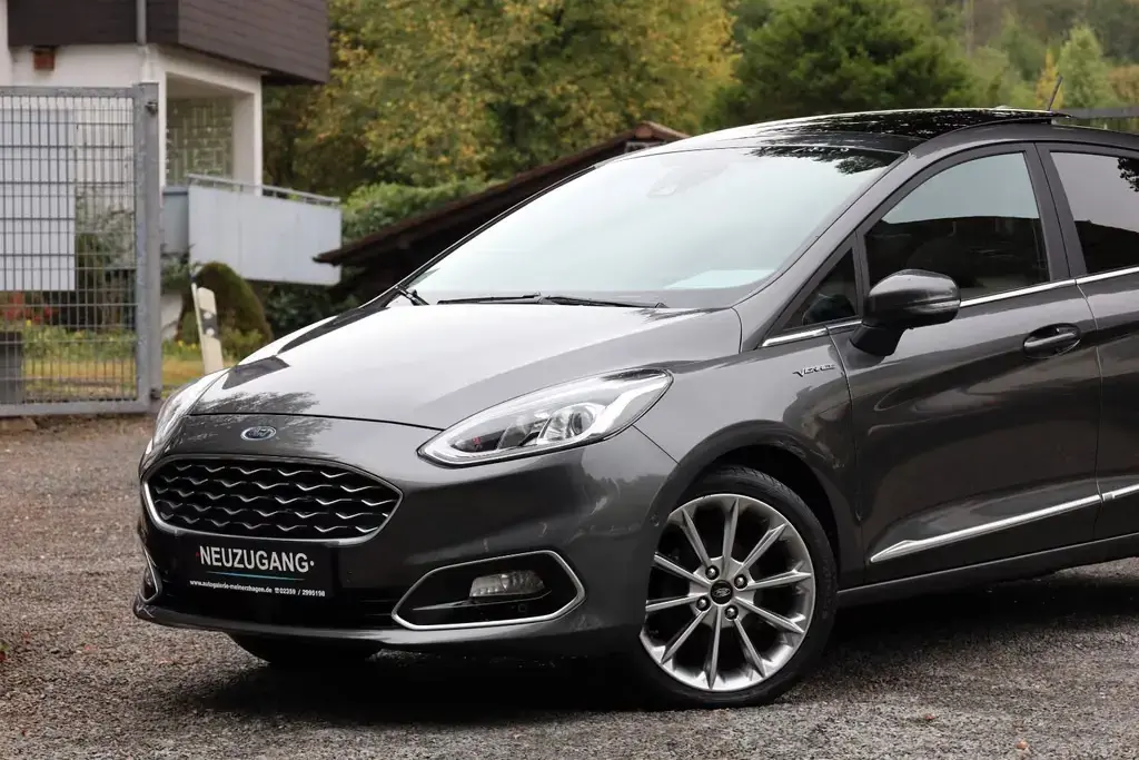 Main__Slider__Photo:Ford Fiesta Vignale/PANO/1 HAND/KAMERA/NAVI/KEYLESS/1 04/2019-1