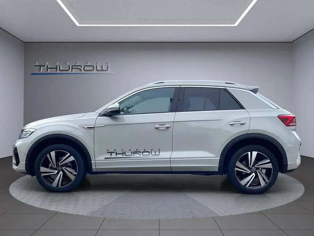 Main__Slider__Photo:Volkswagen T-Roc 1.5 TSI R-Line DSG LED APP Connect SH ACC 06/2024-1