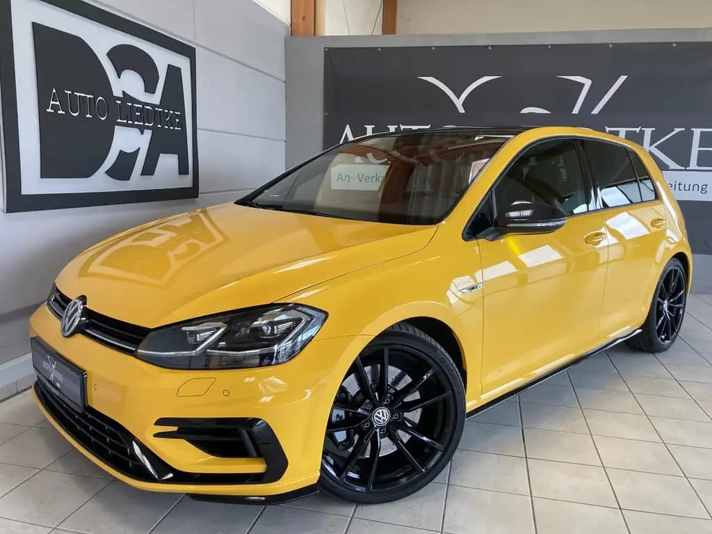 Main__Slider__Photo:Volkswagen Golf VII R  4Motion/Akrapovic/Navi/R-Performance 09/2019-0