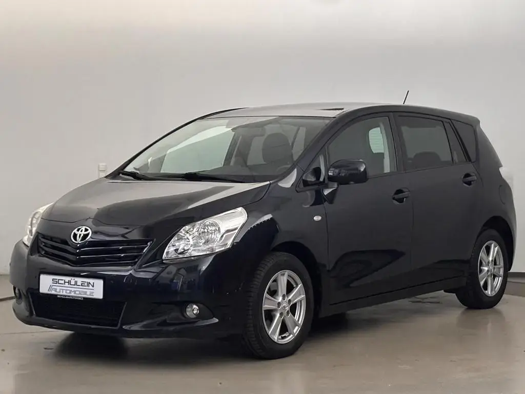 Main__Slider__Photo:Toyota Verso D-4D*Klimaautomatik*Pano-Dach*Alu*1.Hand* 04/2012-1