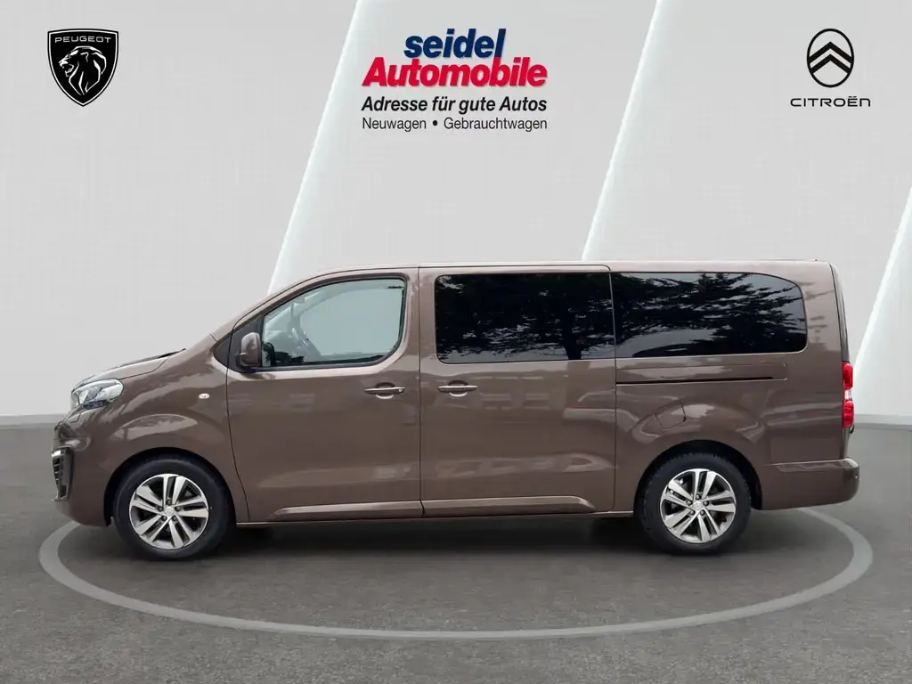 Main__Slider__Photo:Peugeot Traveller 2.0 BlueHDi Allure L3, Xenon, AHK 08/2018-1