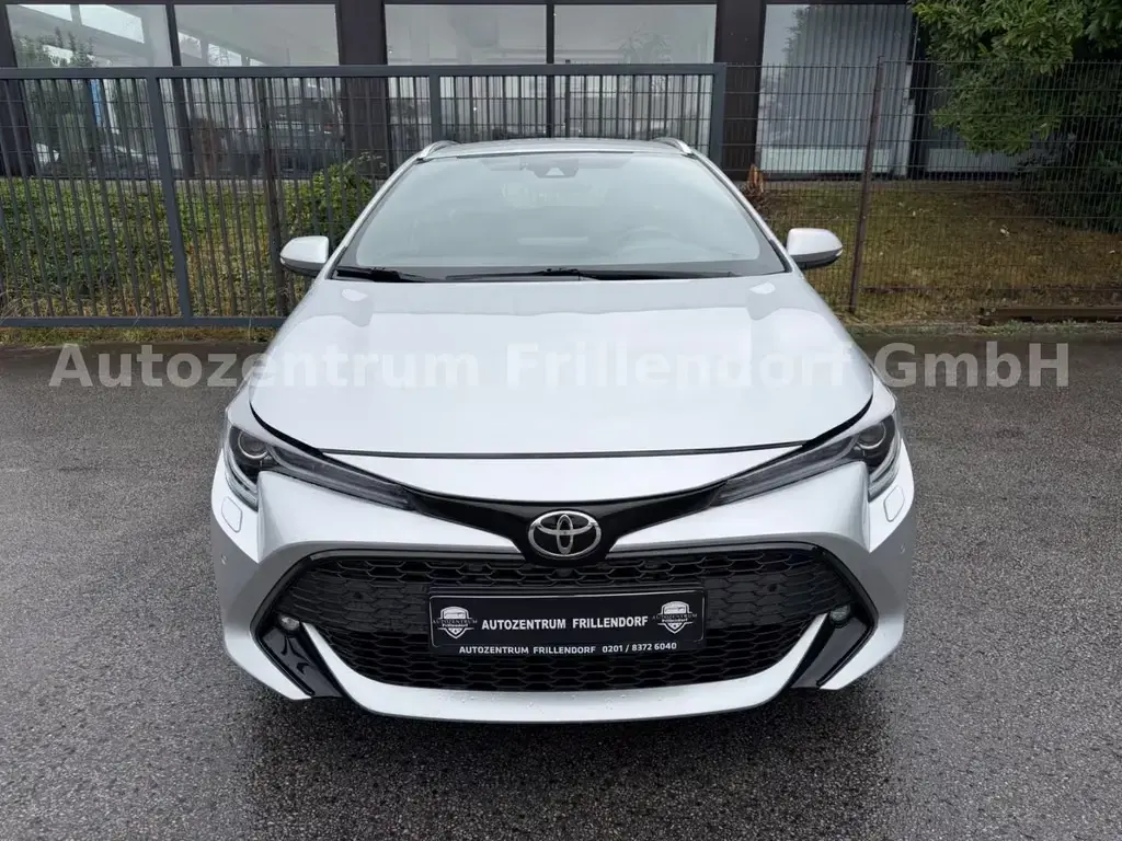 Main__Slider__Photo:Toyota Corolla Touring Sports Comfort 02/2020-1