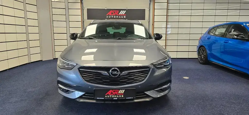 Main__Slider__Photo:Opel Insignia B Sports Tourer,Automatik,77tkm 02/2020-1