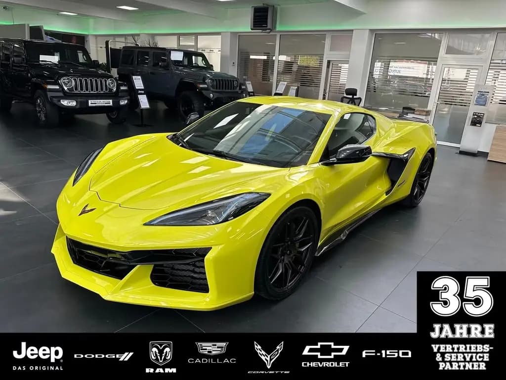 Main__Slider__Photo:Corvette Z06 Coupe 3LZ 5.5 V8 AT8 07/2025-0