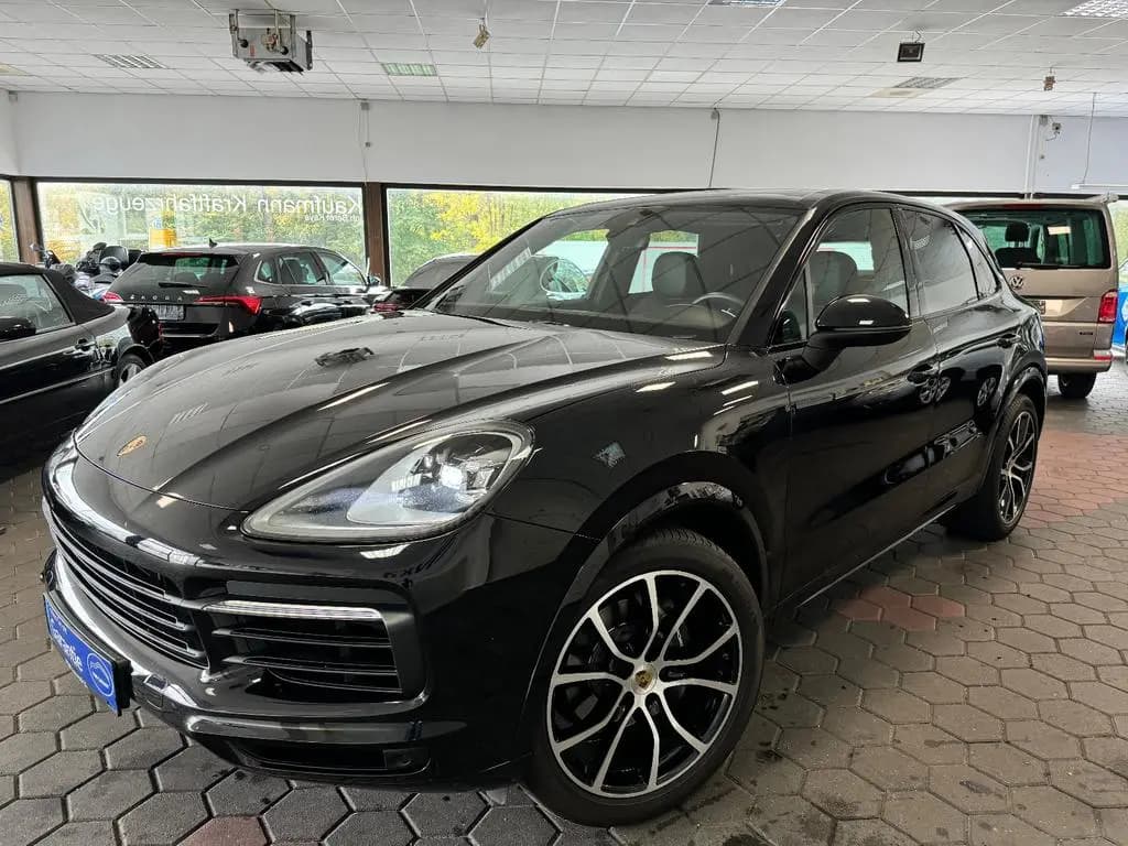 Main__Slider__Photo:Porsche Cayenne 04/2018-0