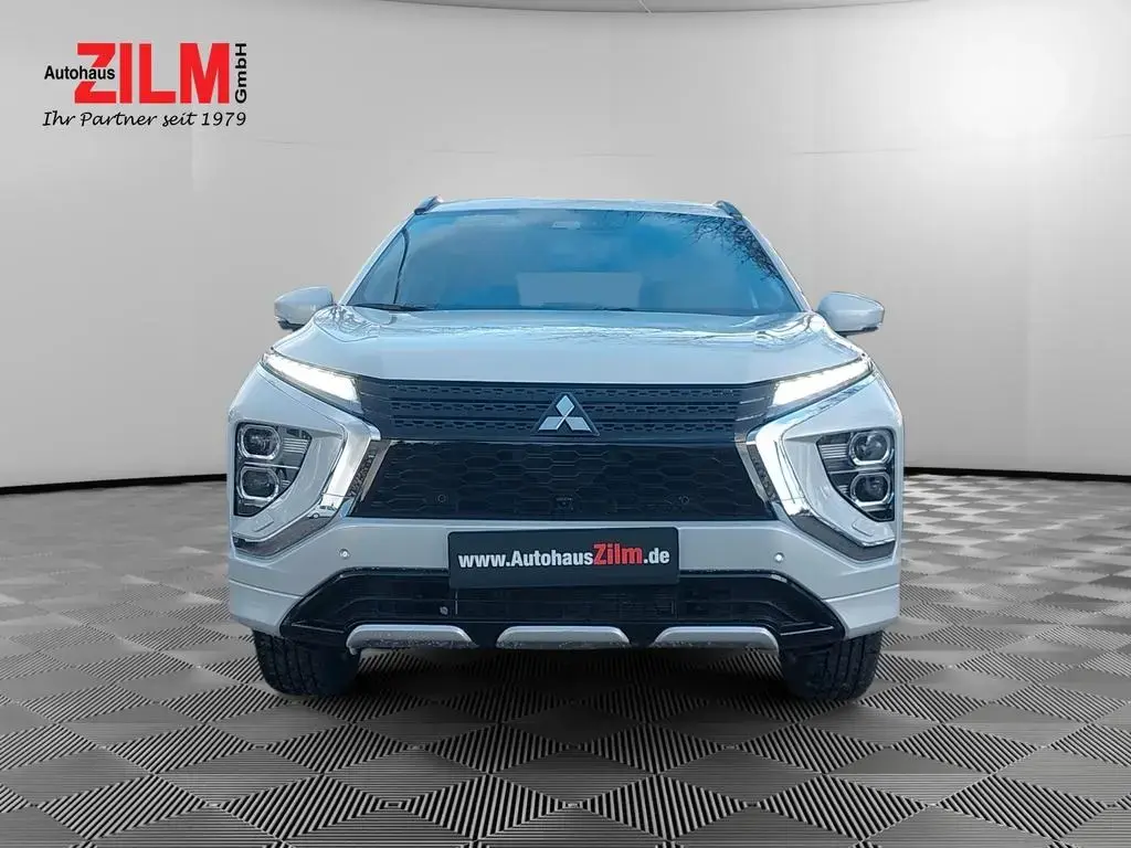 Main__Slider__Photo:Mitsubishi Eclipse Cross Plug-in Hybrid Select 4WD 12/2024-1