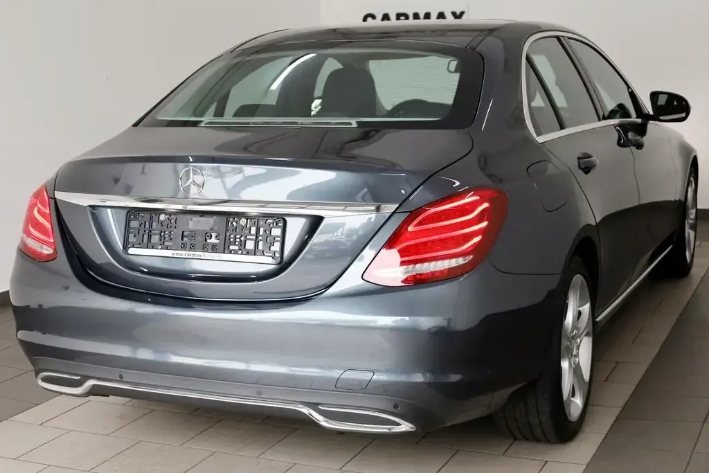Main__Slider__Photo:Mercedes-Benz C 180 C180 CGI Lim T.Leder,Navi,LED,SD,SH,PDC,SR+WR 06/2015-1