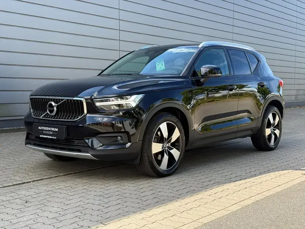 Main__Slider__Photo:Volvo XC40 Momentum Pro AWD *HU/AU*KAMERA*LED* 11/2020-1