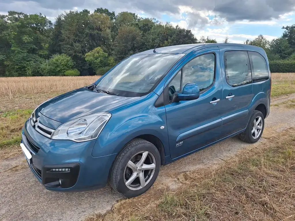 Main__Slider__Photo:Citroën Berlingo BlueHDi 120 S&S Multispace Selectio... 10/2015-1