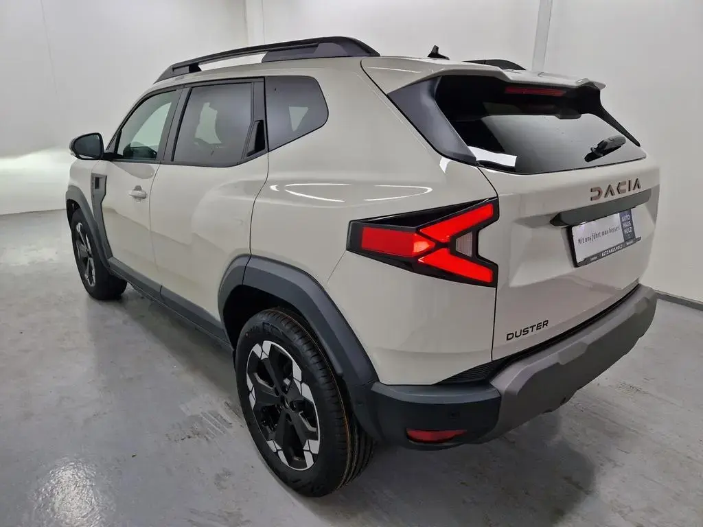 Main__Slider__Photo:Dacia Duster Extreme TCe 130 "Winterpaket" 04/2025-1