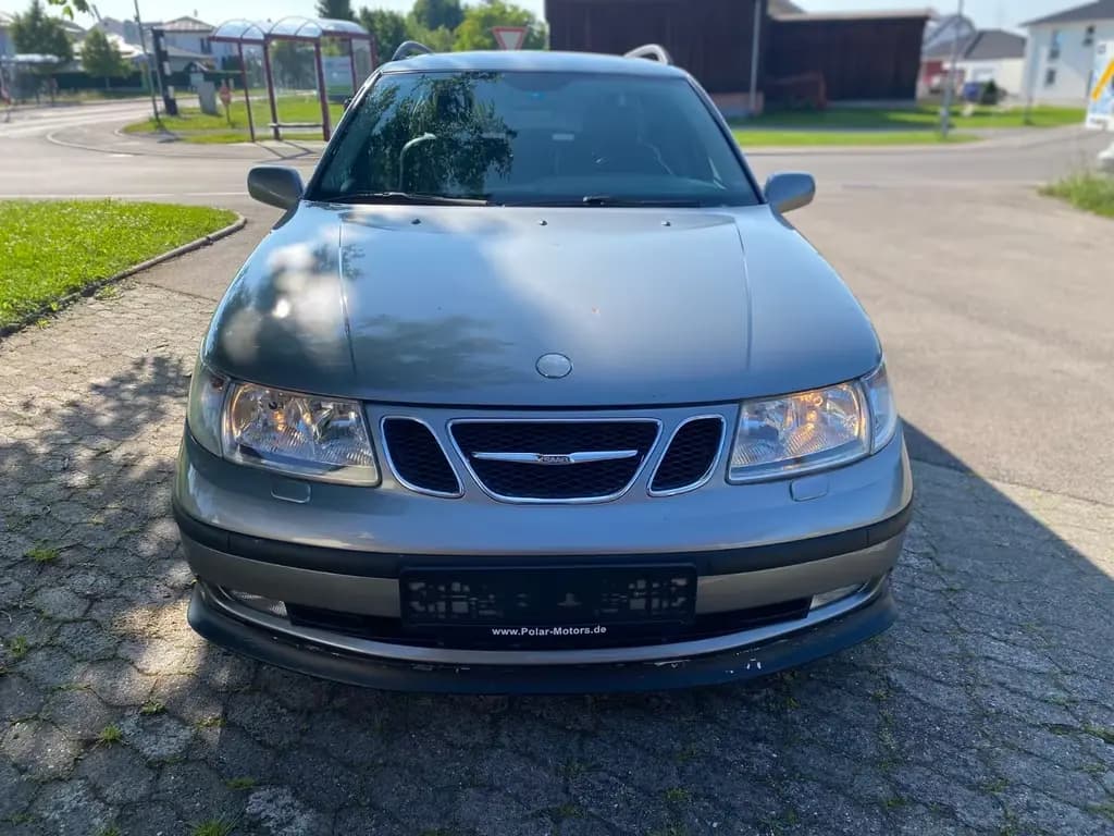 Main__Slider__Photo:Saab 9-5 2.3 Turbo Aero Sport-Kombi*Leder*RAR*TÜV NEU 12/2001-0