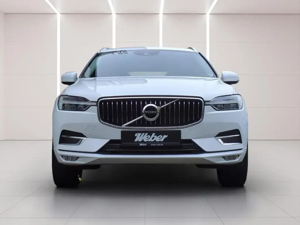 Main__Slider__Photo:Volvo XC60 T5 AWD Inscription *HK*DAB*Kamera*Navi*Lede 03/2019-1