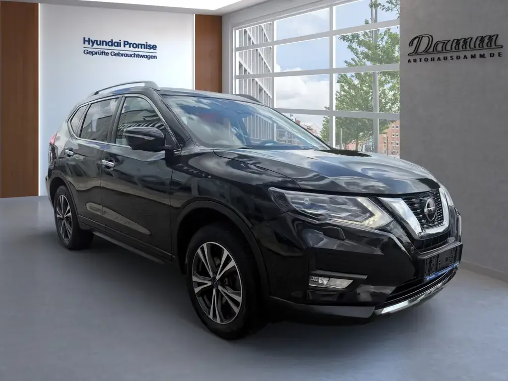 Main__Slider__Photo:Nissan X-Trail N-Connecta 09/2019-1