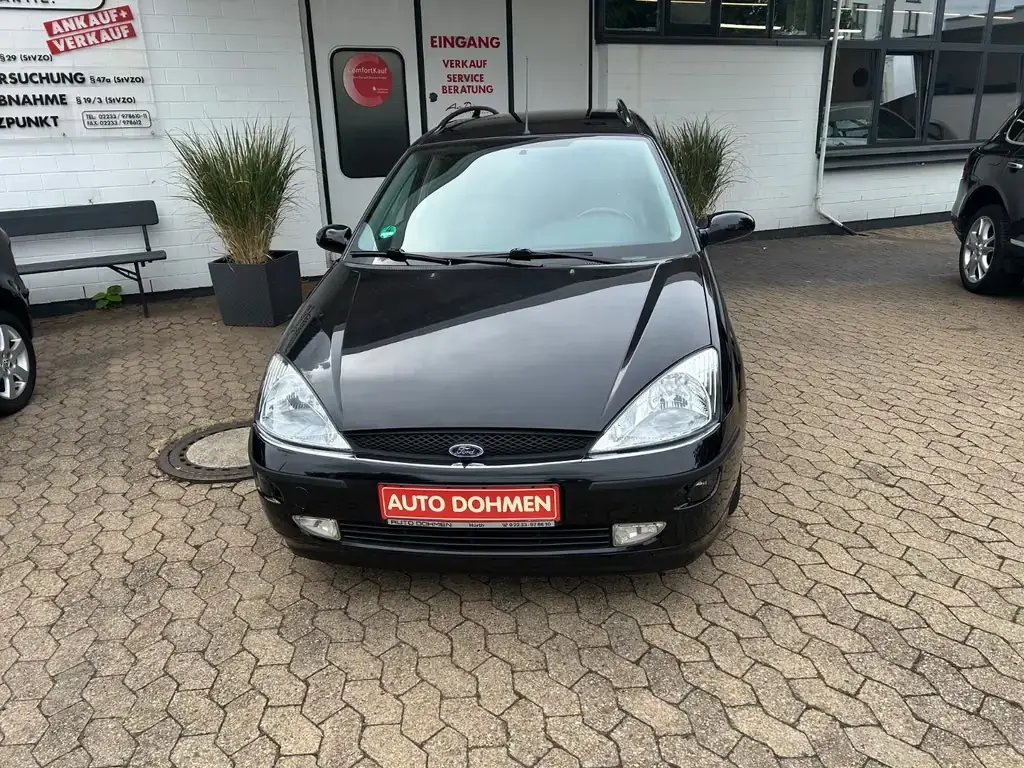 Main__Slider__Photo:Ford Focus 2.0 Ghia. Supergepflegt  Lederausstattung 05/1999-1
