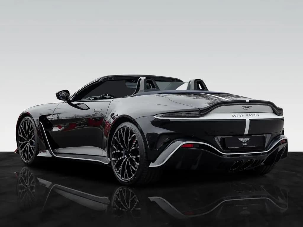 Main__Slider__Photo:Aston Martin V12 Vantage Roadster | Q - Einzelstück | Blue CF 11/2023-0