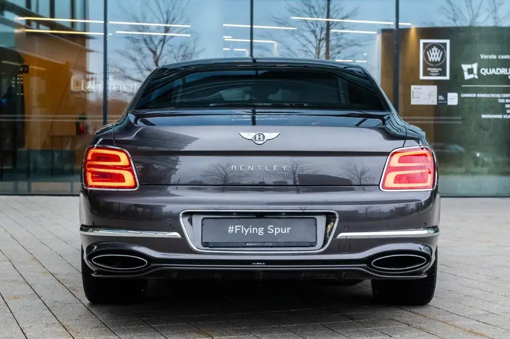 Main__Slider__Photo:Bentley Flying SPUR MULLINER MY25 V8 Plug-in Hybrid 12/2024-1