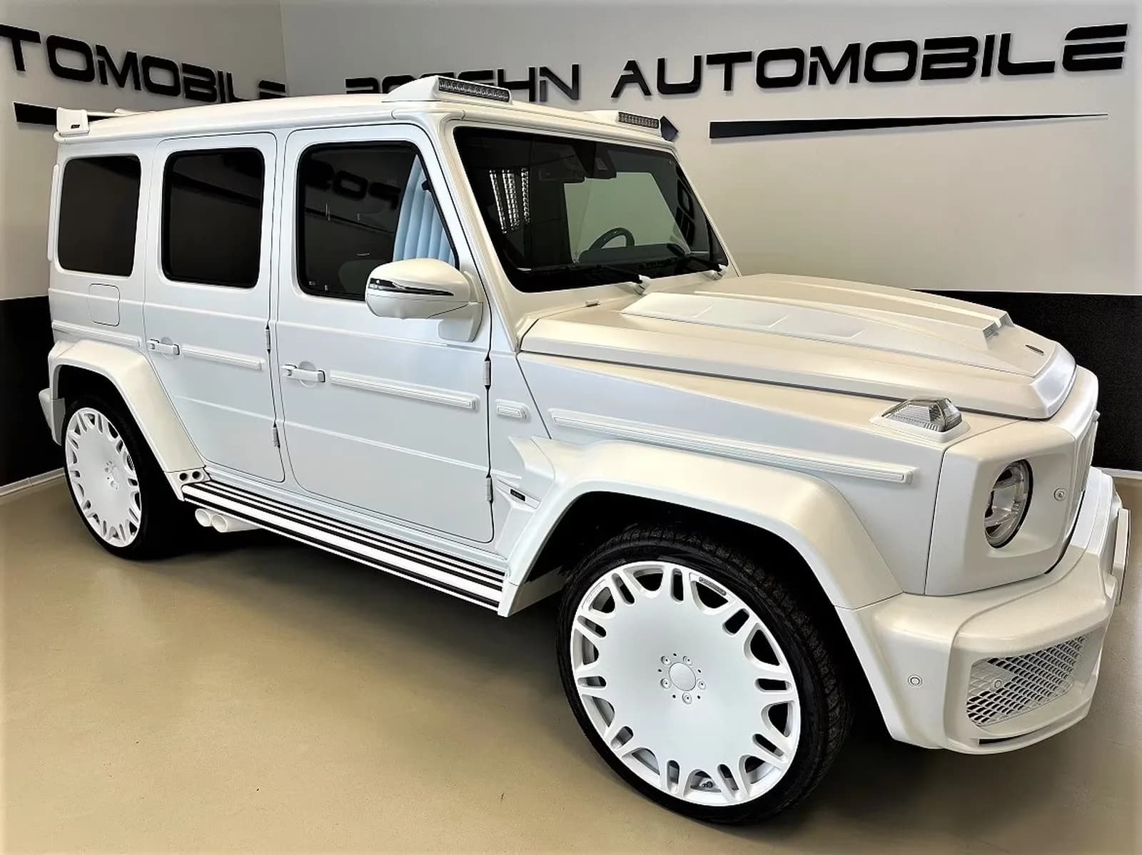 Main__Slider__Photo:Mercedes-Benz G-Class 63 AMG 01/2023-0