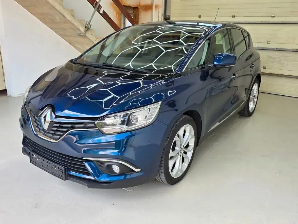 Main__Slider__Photo:Renault Scenic IV Experience 12/2016-1