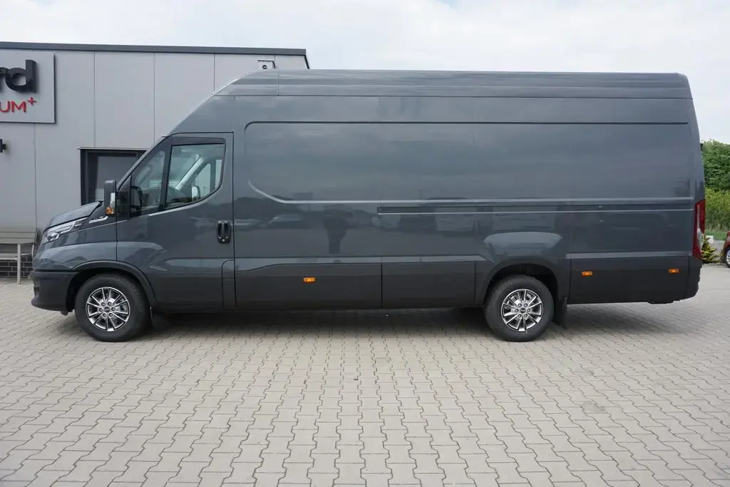 Main__Slider__Photo:Iveco Daily 35S18 HI-Matic L4H3 18m³+ACC+NAVI+KAMERA 06/2024-1