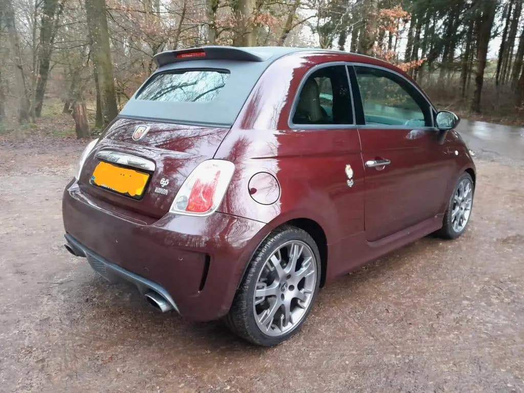 Main__Slider__Photo:Abarth 695C 1.4 T-Jet 16V 695C Edizione Maserati MT... 11/2012-0