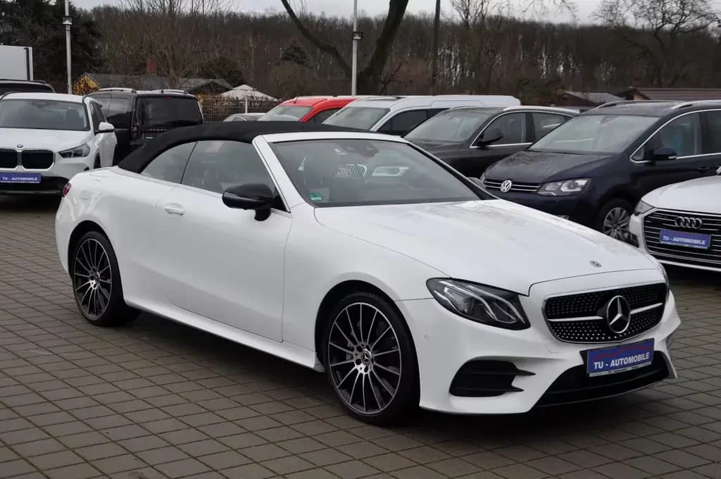 Main__Slider__Photo:Mercedes-Benz E 450 4M Cabrio 9G AMG/NIGHT/HUD/360°/BURMESTER 08/2019-0