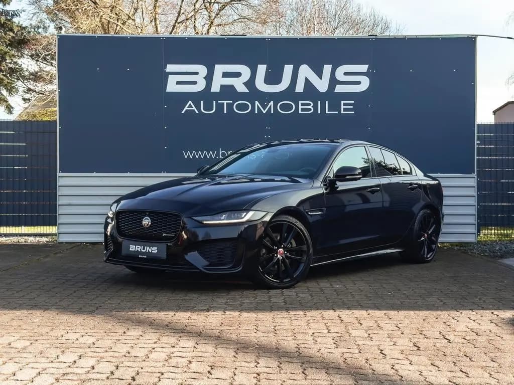 Main__Slider__Photo:Jaguar XE D200 R-Dynamic S AWD LED DAB 360 Kamera Leder 07/2021-0