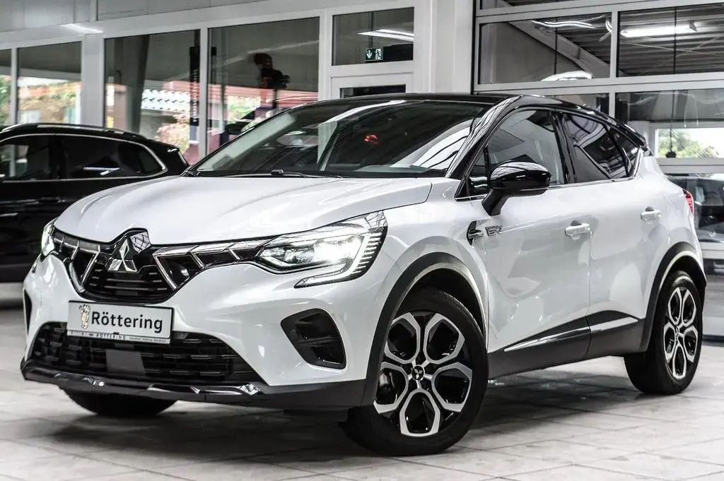 Main__Slider__Photo:Mitsubishi ASX 1.6 Top HEV +LED +Leder +Pano +Bose +Navi 05/2023-1
