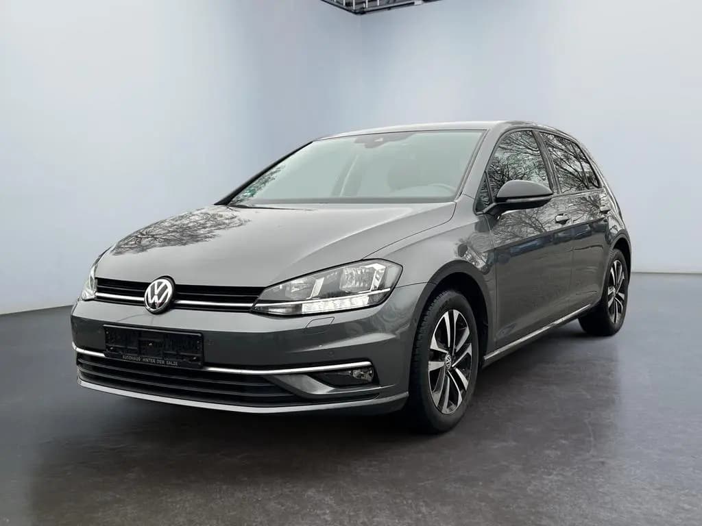 Main__Slider__Photo:Volkswagen Golf 01/2020-0